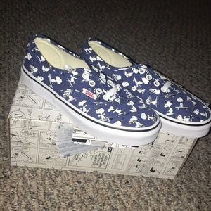 Peanut Vans